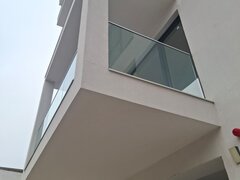 Calea Calarasilor Vand apartament cu doua (2) camere