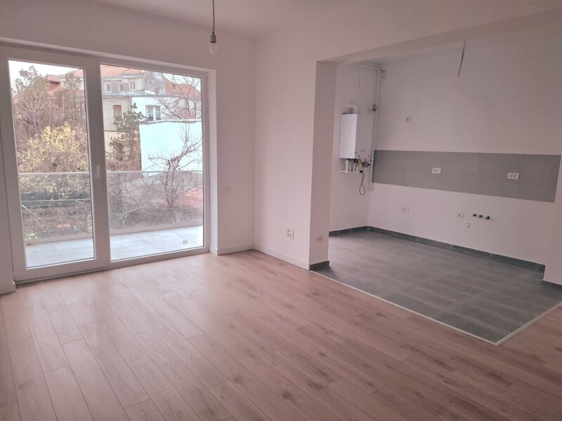 Calea Calarasilor Vand apartament cu doua (2) camere